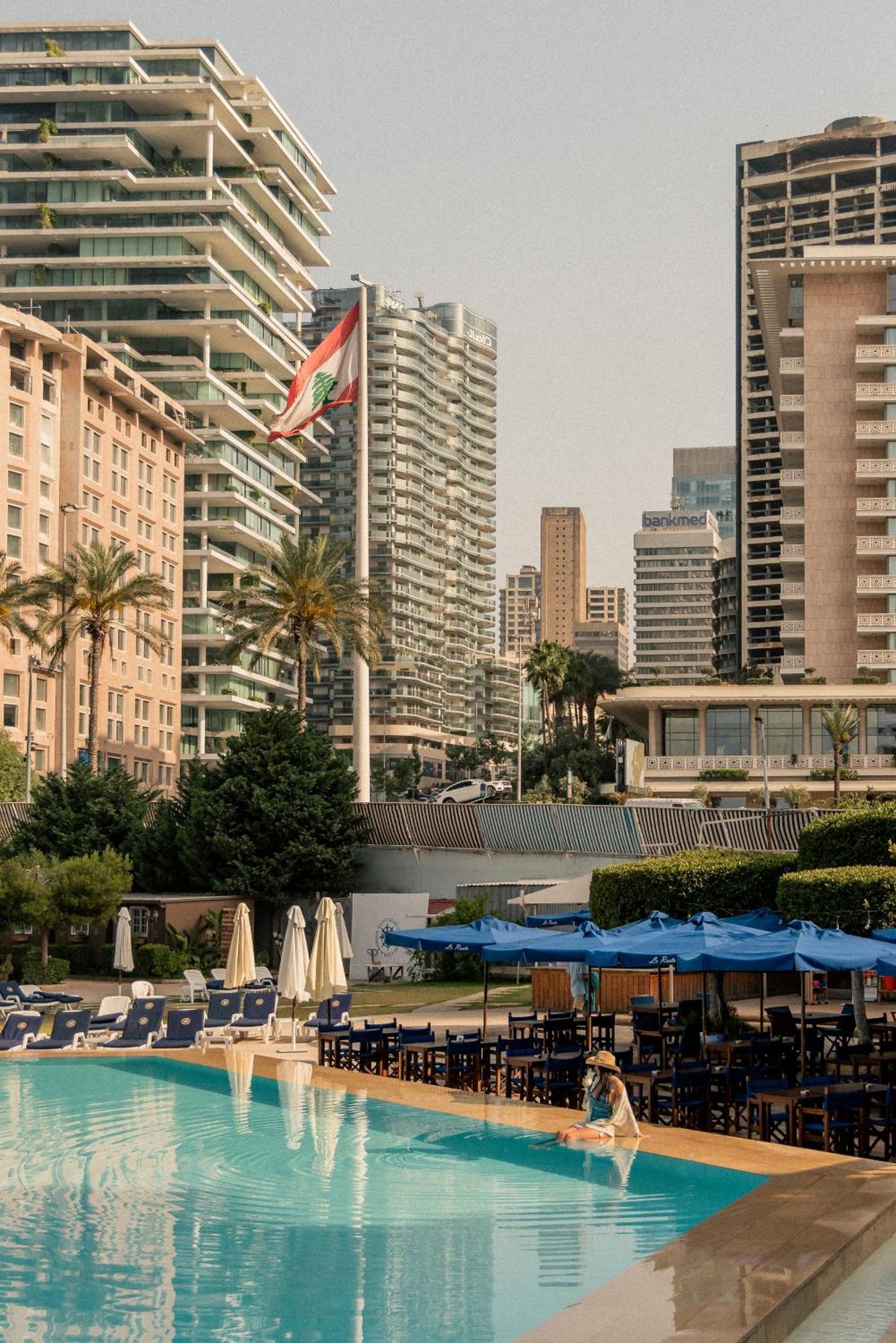 Hotel Saint Georges Beirut Al Marfa' エクステリア 写真