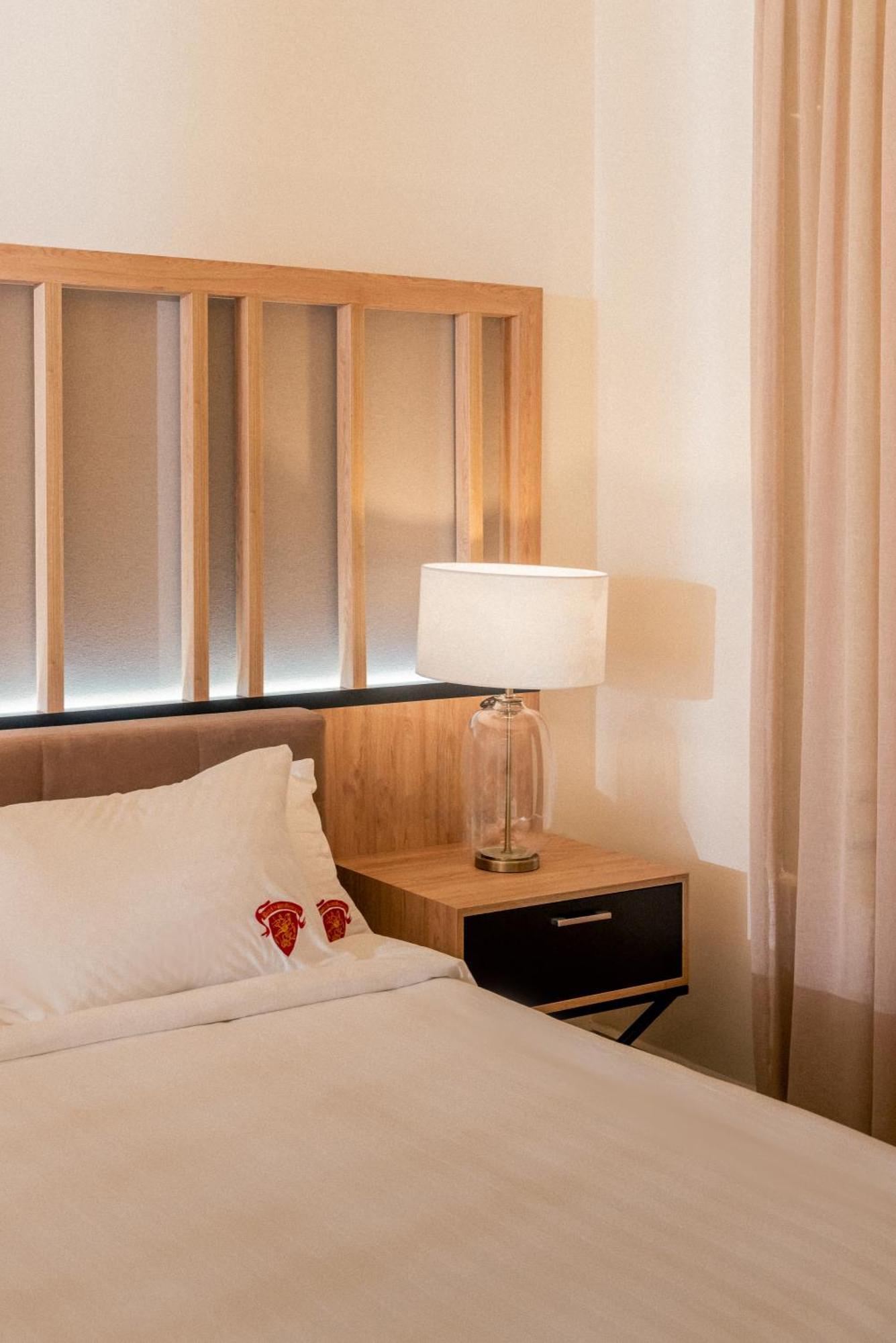 Hotel Saint Georges Beirut Al Marfa' エクステリア 写真