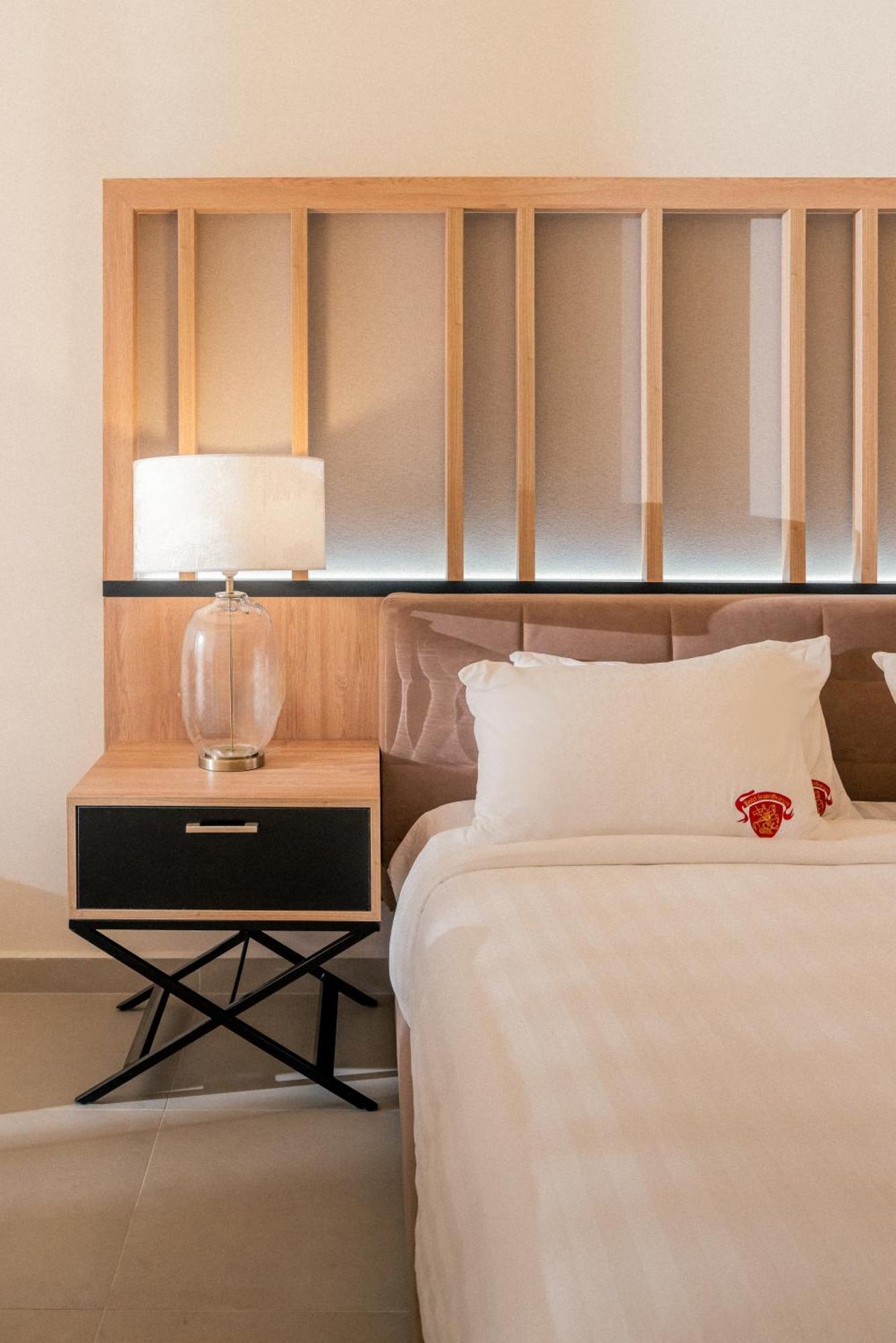 Hotel Saint Georges Beirut Al Marfa' エクステリア 写真